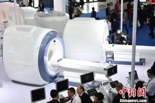 6月起，你的工資或?qū)⒍嘁还P錢(qián)——高溫津貼政策與醫(yī)療防護(hù)津貼的關(guān)聯(lián)解讀